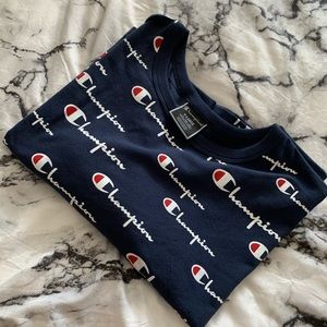 Champion Cropped Tee